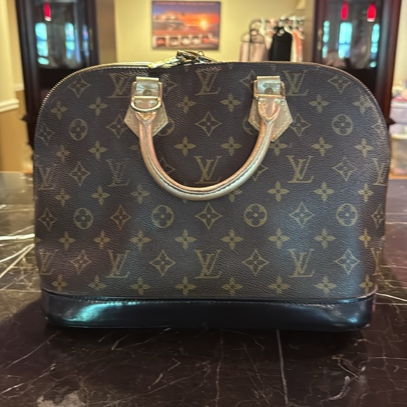 Louis Vuitton custom painted monogram Alma - Picture 4 of 9